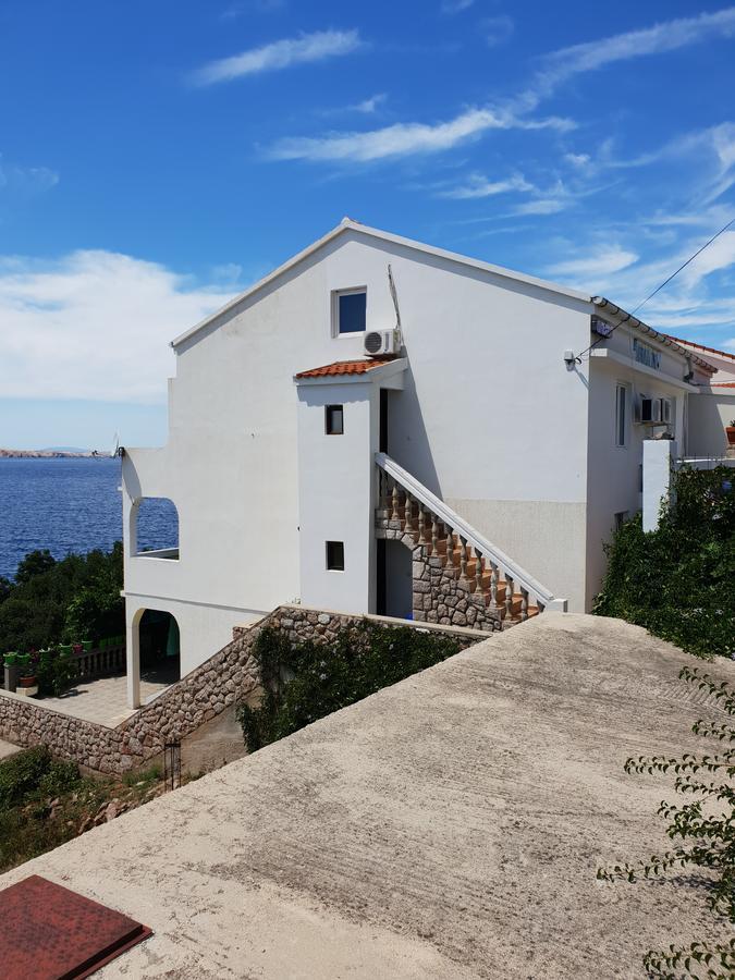 Villa Franko Prizna Buitenkant foto